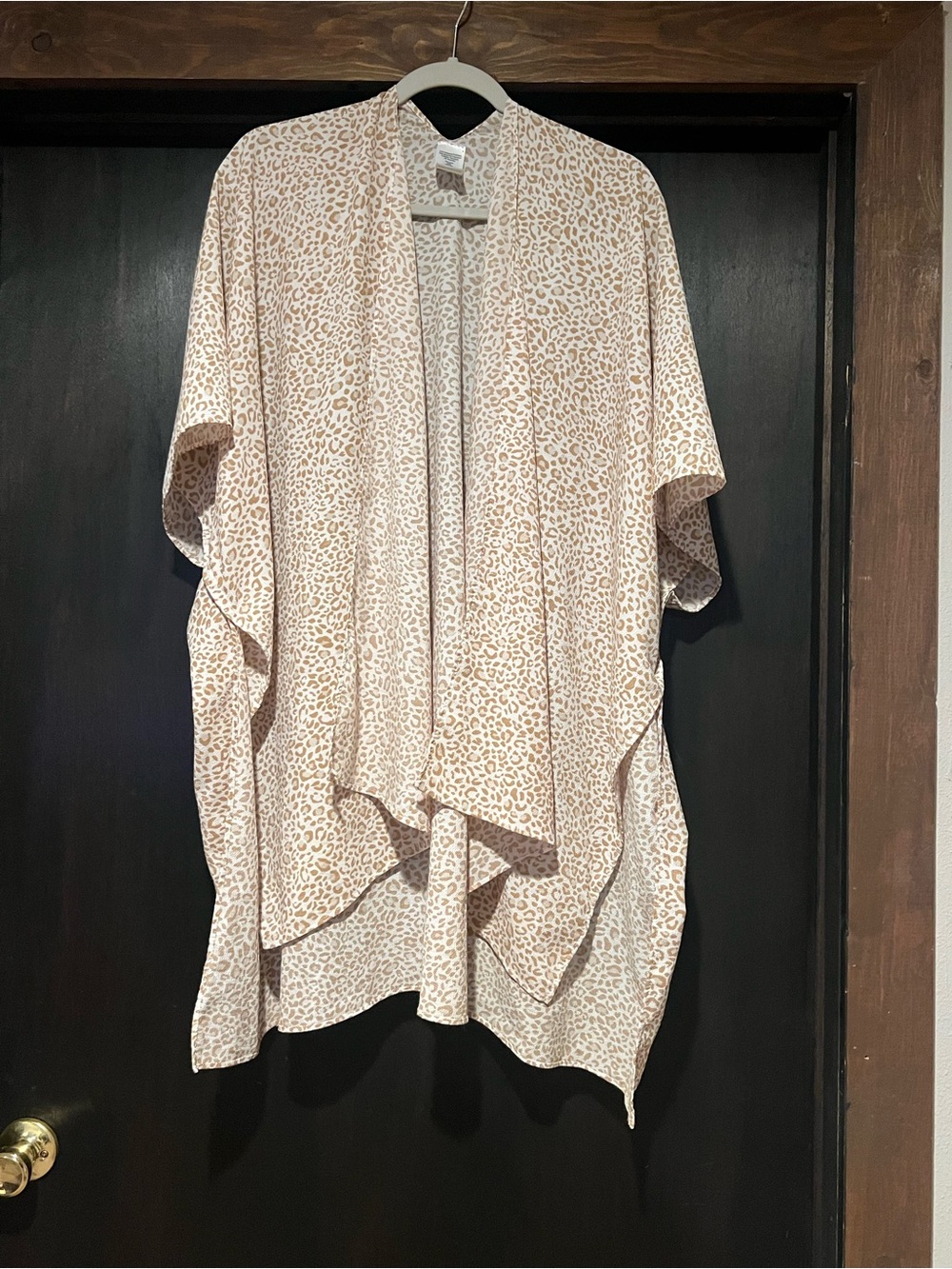 Light Beige Leopard Print Draped Kimono Jacket